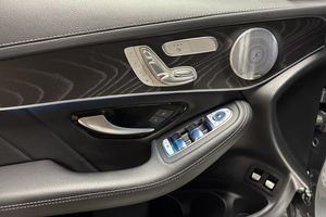 Mercedes GLC250 bild 12