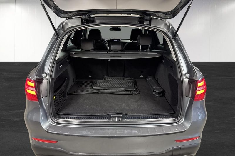 Mercedes GLC250 bild 16