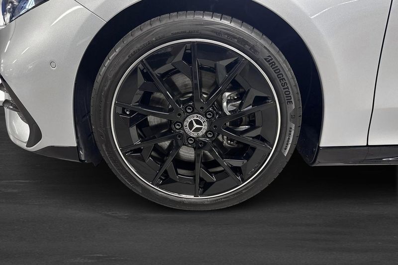 Mercedes CLA200 bild 6