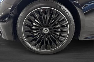 Mercedes E300 bild 6