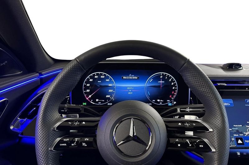 Mercedes E300 bild 8