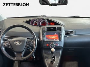 Toyota Verso bild 10