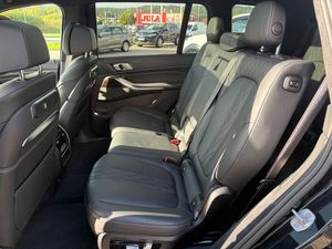 BMW X7 bild 12