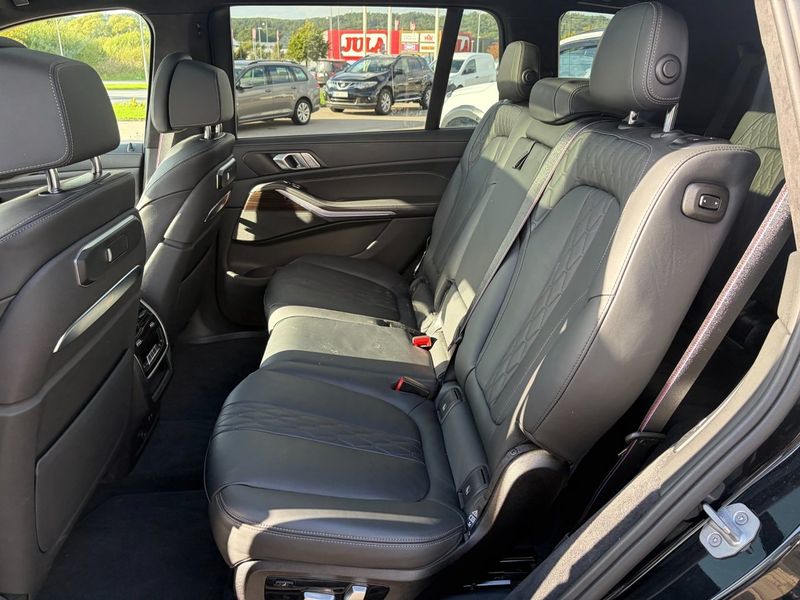 BMW X7 bild 12
