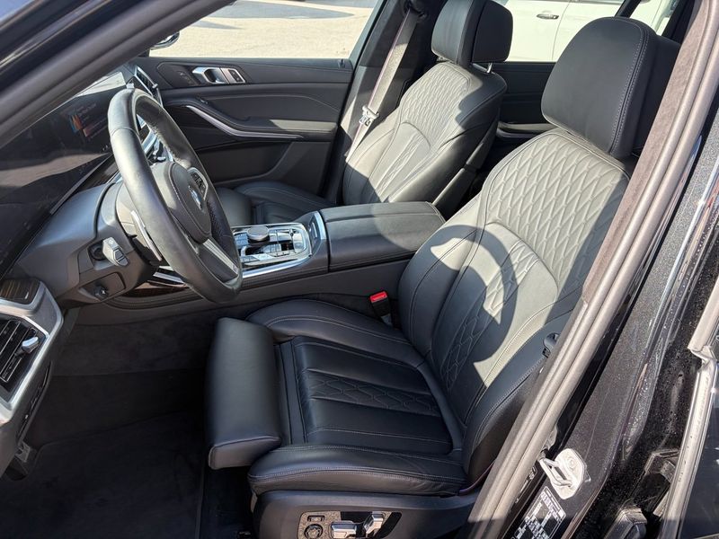 BMW X7 bild 11