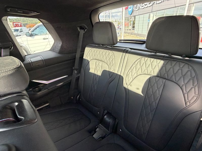 BMW X7 bild 13