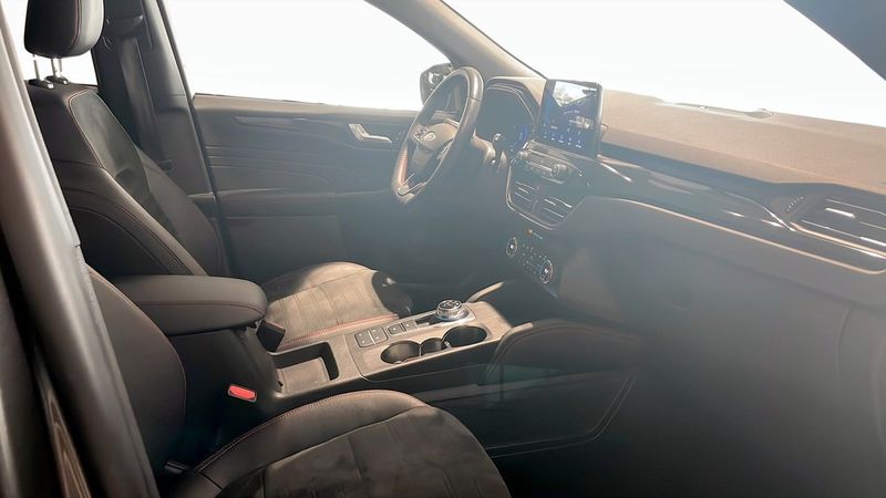 Ford Kuga bild 3
