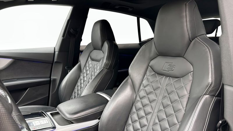 Audi Q8 bild 10