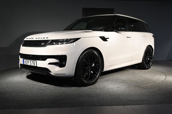 Land Rover Range Rover Sport P460e SE *1.531.000:- ord pris* / SoV hjul - 2026