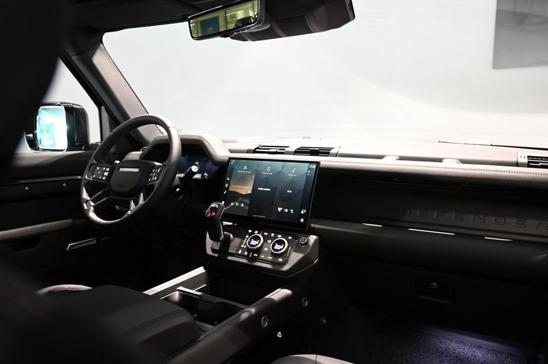 Land Rover Defender bild 14