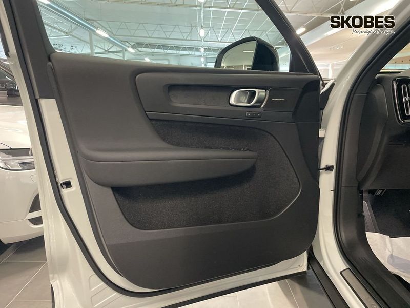 Volvo EX40 bild 14