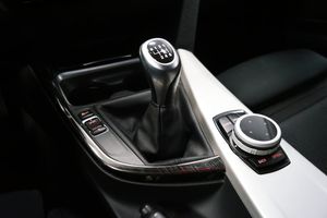 BMW 320 bild 9