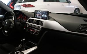 BMW 320 bild 12