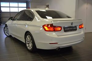 BMW 320 bild 2