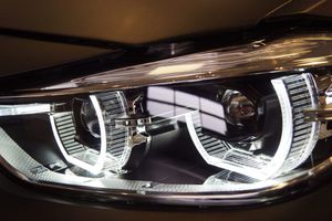 BMW 320 bild 7