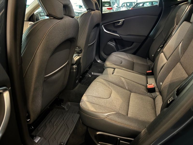 Volvo V40 bild 11