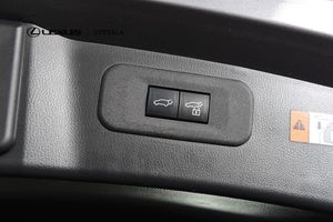Lexus NX bild 10