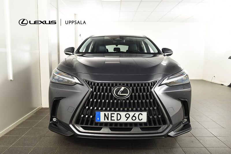 Lexus NX bild 5