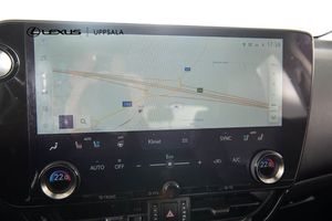 Lexus NX bild 15