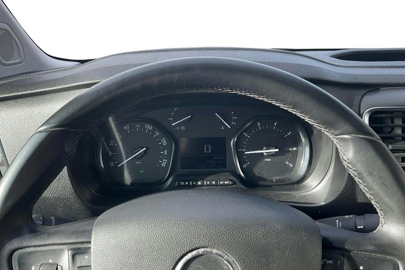 Opel Vivaro bild 10