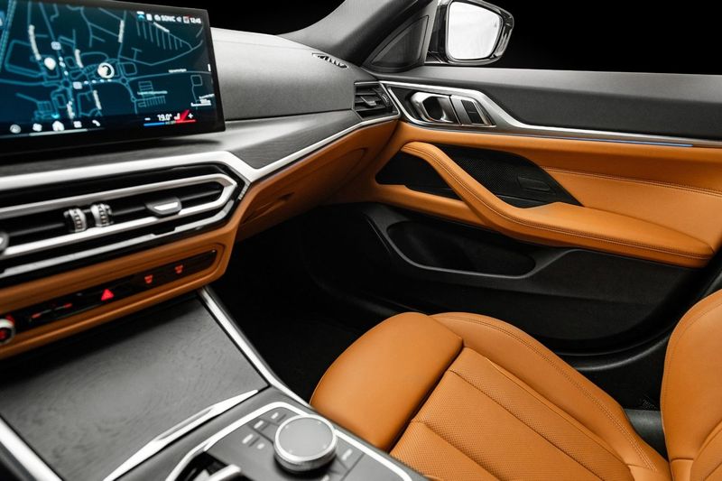 BMW i4 bild 14