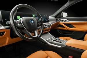 BMW i4 bild 15