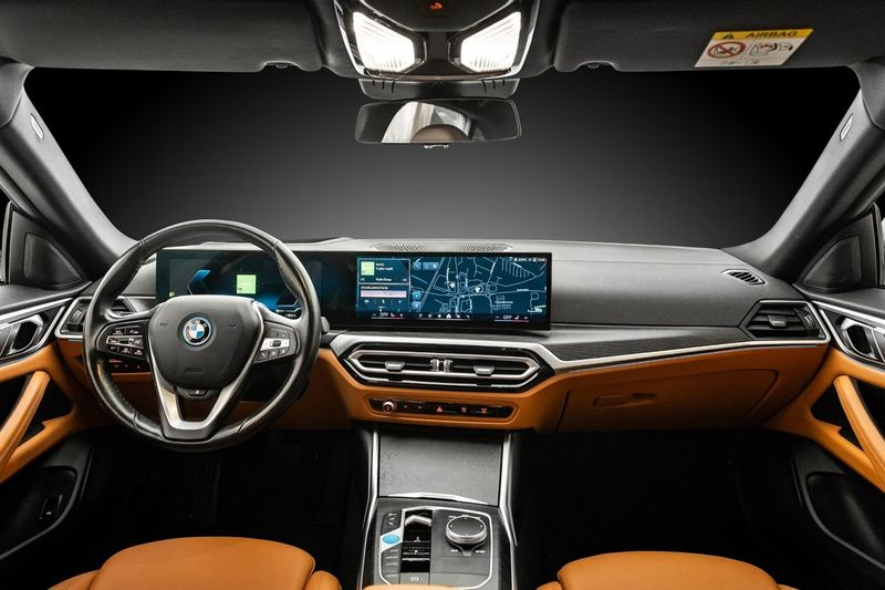 BMW i4 bild 8