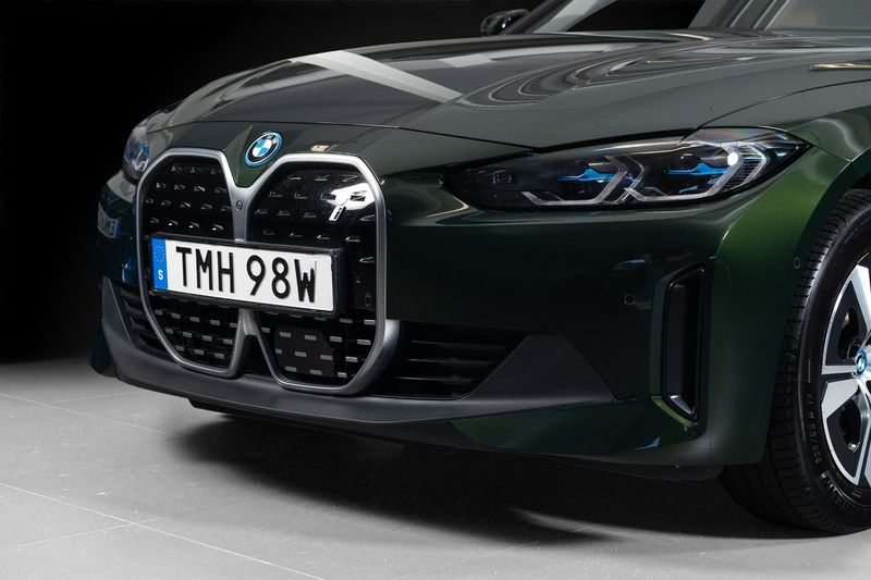 BMW i4 bild 5