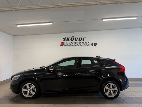 Volvo V40 D2 Business/Automat/Facelift/Nyservad/Bluetooth/Backsen - 2017