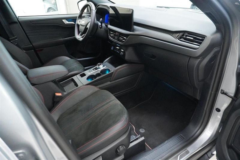 Ford Kuga bild 8
