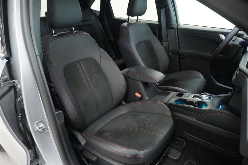 Ford Kuga bild 9
