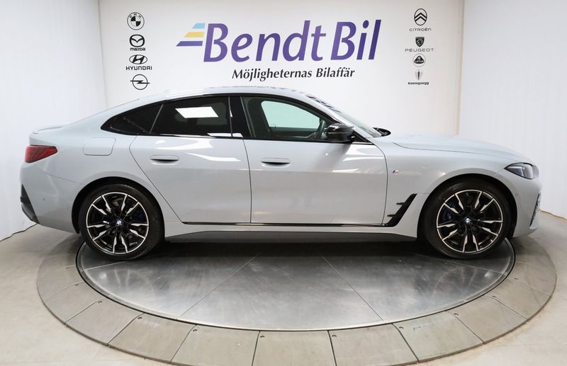BMW i4 bild 17