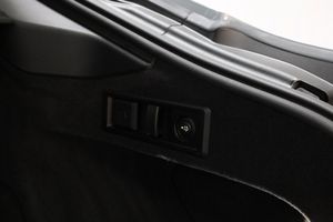 BMW i4 bild 13