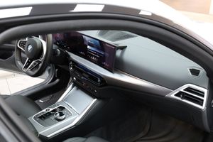 BMW i4 bild 19