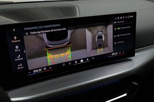 BMW i4 bild 25
