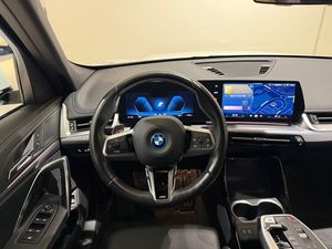 BMW X1 bild 7