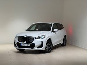 BMW X1 bild 1