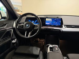 BMW X1 bild 8