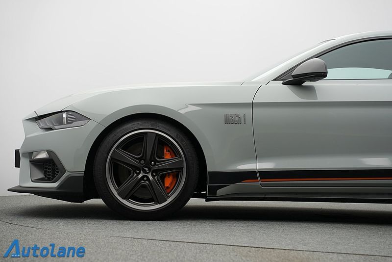 Ford Mustang bild 14