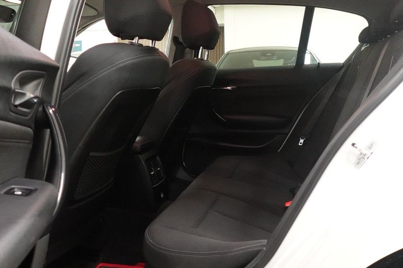 BMW 118 bild 5