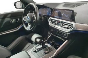 BMW 330 bild 14