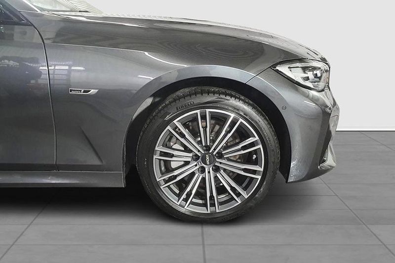 BMW 330 bild 11