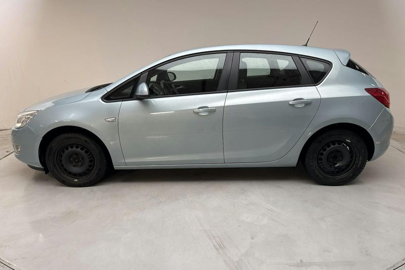 Opel Astra bild 2