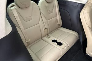 Tesla Model X bild 9