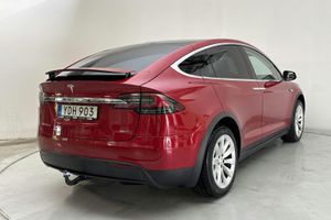Tesla Model X bild 3