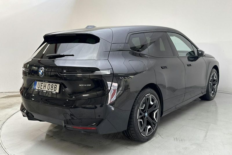 BMW iX bild 3