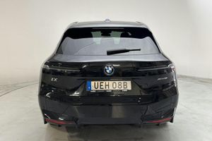 BMW iX bild 5