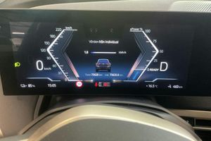 BMW iX bild 10