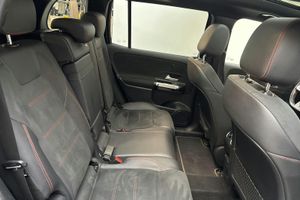 Mercedes EQB300 bild 8