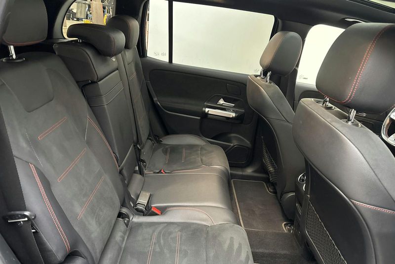 Mercedes EQB300 bild 8